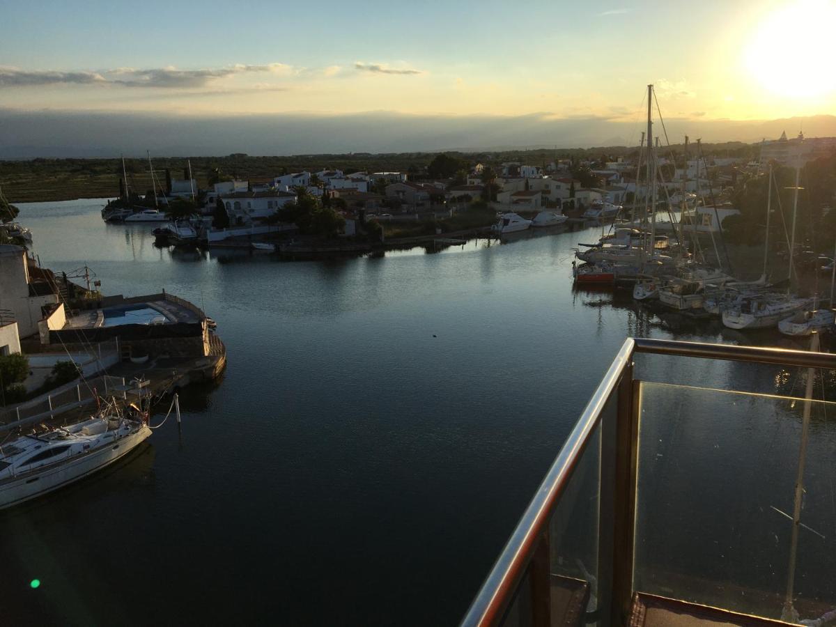 Vue Panoramique Sur La Mediterrannee, Appartement Sur Canal & Proche Plage Roses Exterior foto
