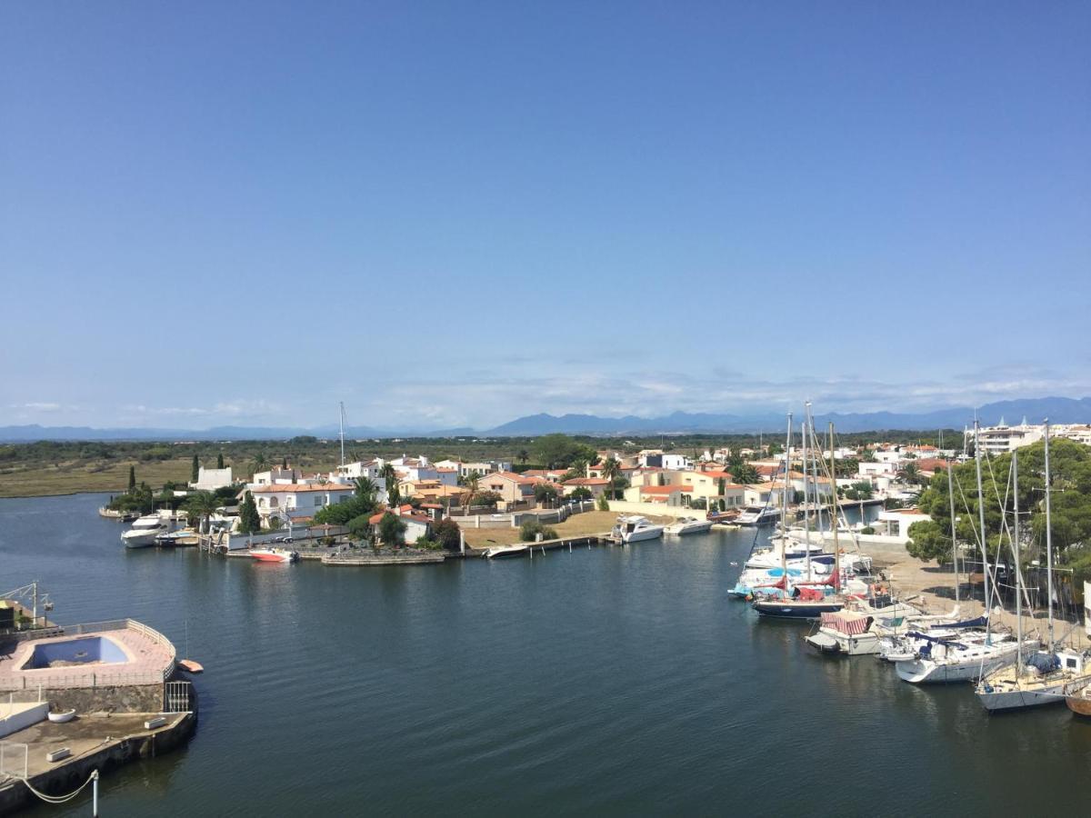 Vue Panoramique Sur La Mediterrannee, Appartement Sur Canal & Proche Plage Roses Exterior foto